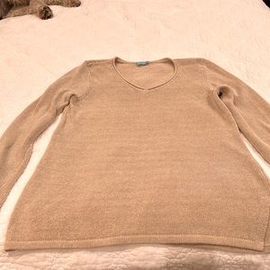 J McLaughlin women’s tan V neck sweater size L